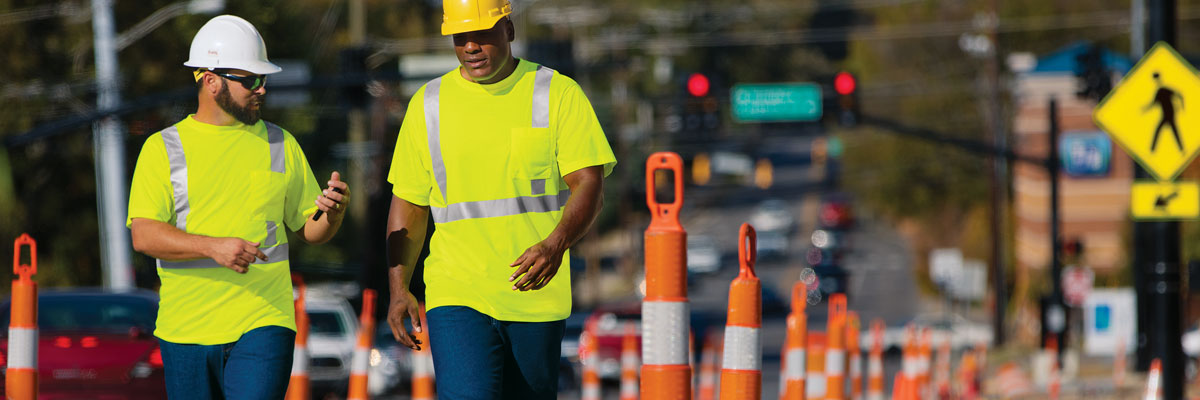 Do you know the different classes of high-visibility clothing according to the CSA Z96-2015 standard?